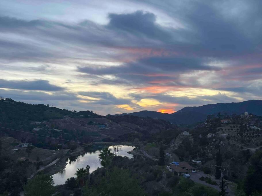 The Most Breathtaking Lake And Mountain View Villa Fallbrook Exterior photo