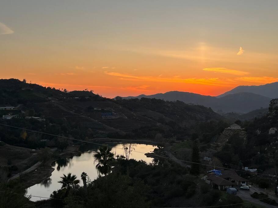 The Most Breathtaking Lake And Mountain View Villa Fallbrook Exterior photo