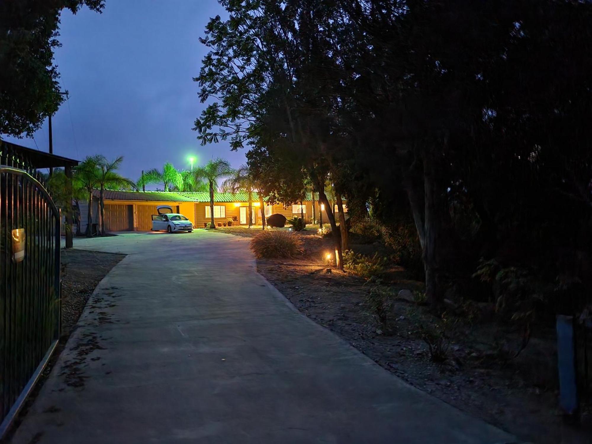 The Most Breathtaking Lake And Mountain View Villa Fallbrook Exterior photo